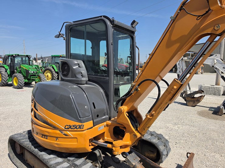 2008-case-cx50b-image-21