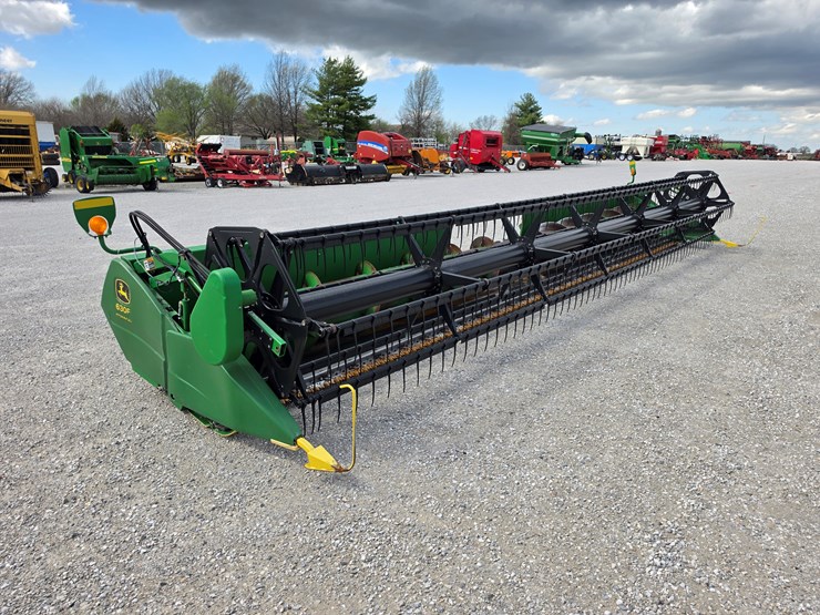 2006-john-deere-630f-image-1