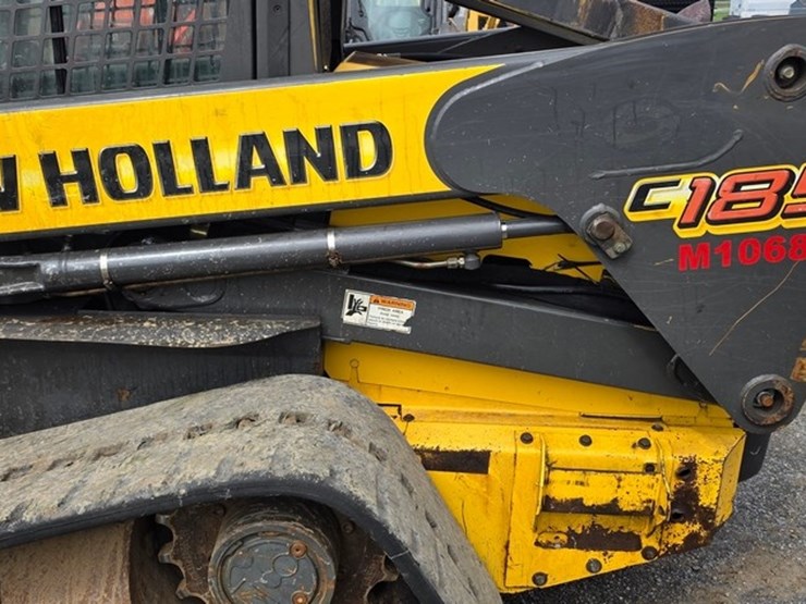 2010-new-holland-c185-image-25