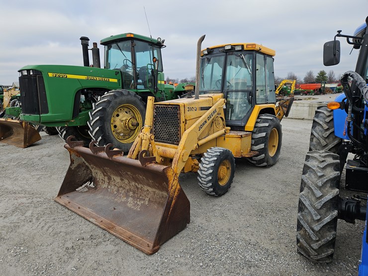 1991-john-deere-310d-image-1