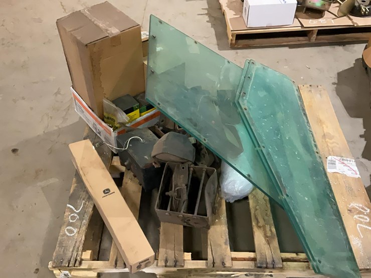 2003-deere-540g-iii-image-53