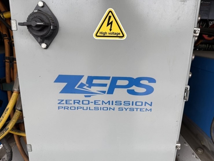 2012-gillig-40'-electric-transit-bus-image-14