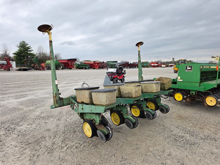 john-deere-7000-image-6