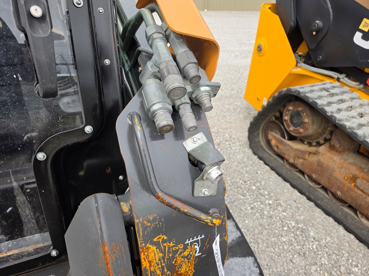 2018-new-holland-c245-image-6