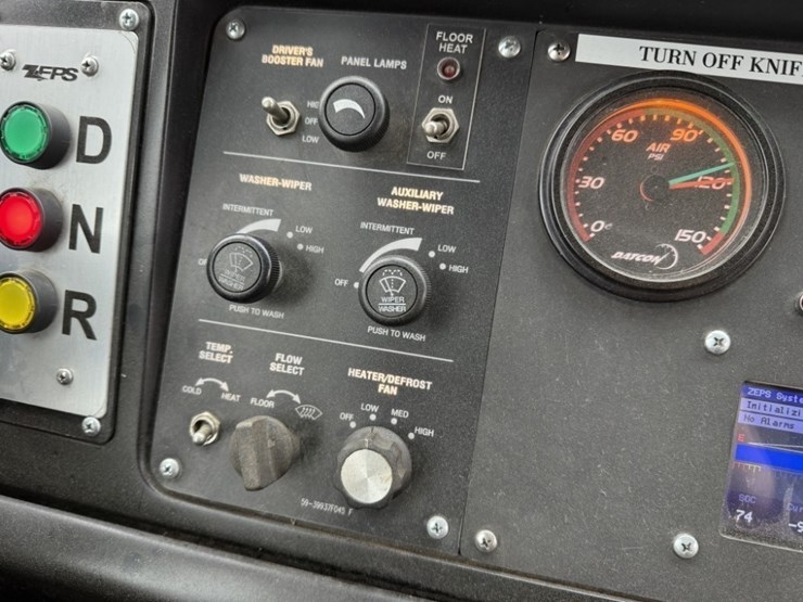 2012-gillig-40'-electric-transit-bus-image-29