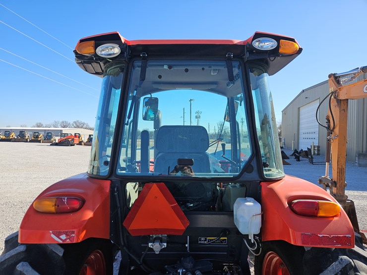 2019-kubota-m6060-image-11