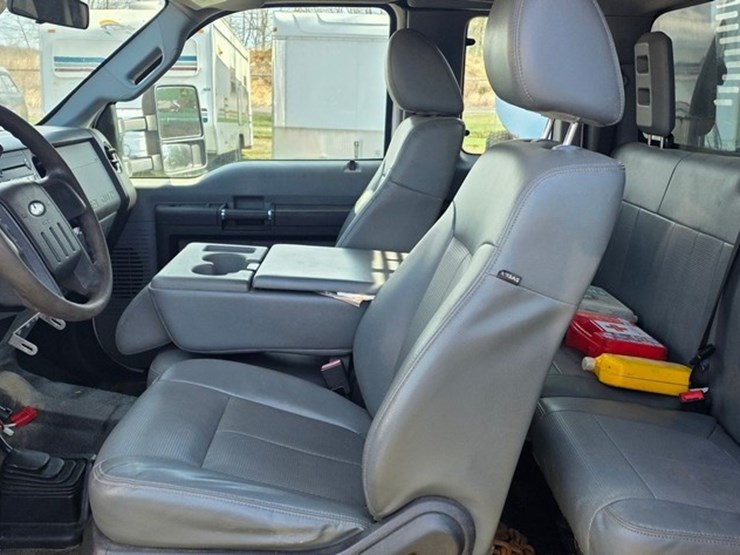 2014-ford-f350-image-54