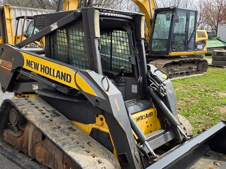 2010-new-holland-c185-image-7