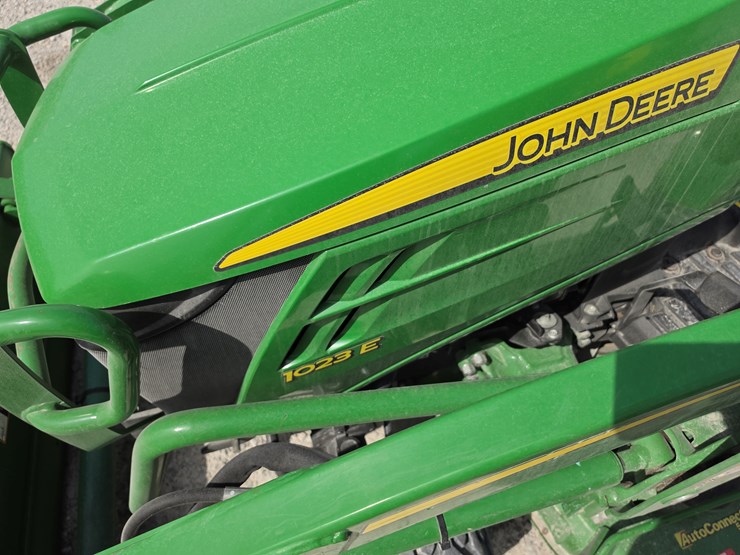 2018-john-deere-1023e-image-8