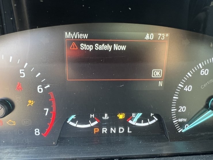 2020-ford-explorer-image-30