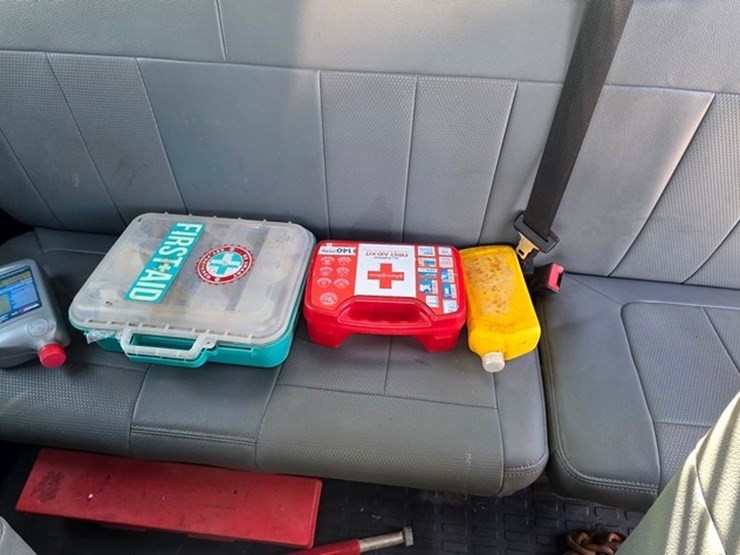 2014-ford-f350-image-56