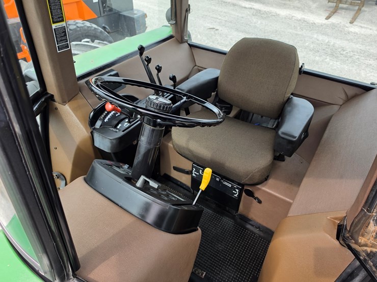 1988-john-deere-4650-image-7