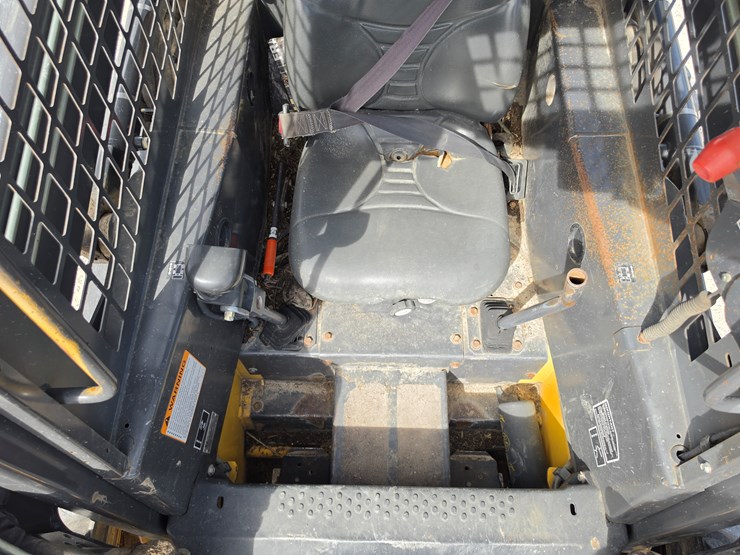 2005-new-holland-ls160-image-9