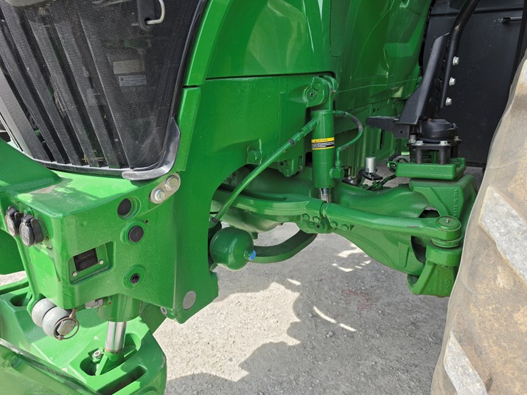 2021-john-deere-7r-210-image-21