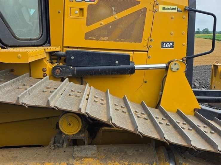 2021-caterpillar-d5-lgp-image-33