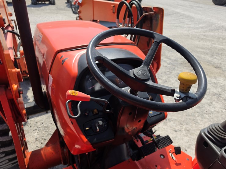 kubota-m7060-image-17