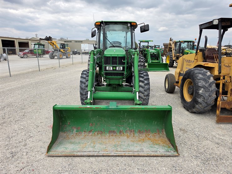 2009-john-deere-6115d-image-2
