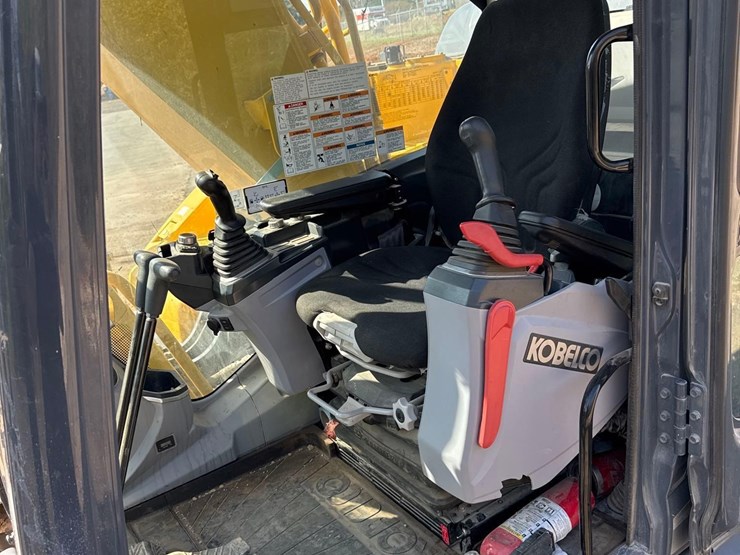 2023-kobelco-sk210-lc-11-image-29