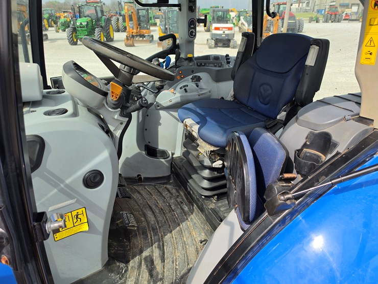 2019-new-holland-t5.120-image-10
