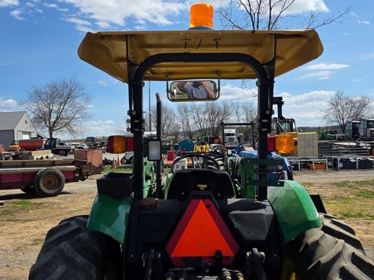 1995-john-deere-5200-image-19