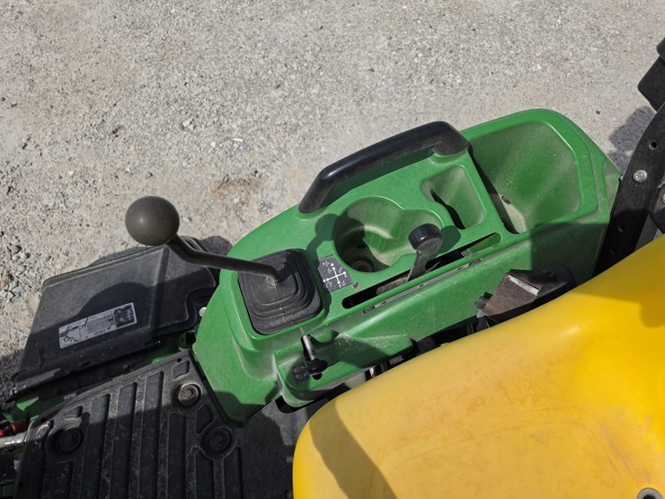2018-john-deere-1023e-image-12