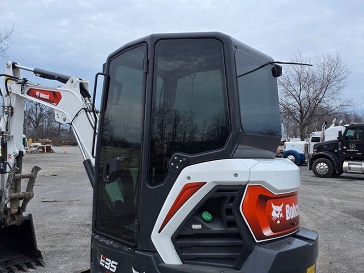 2022-bobcat-e35i-image-19
