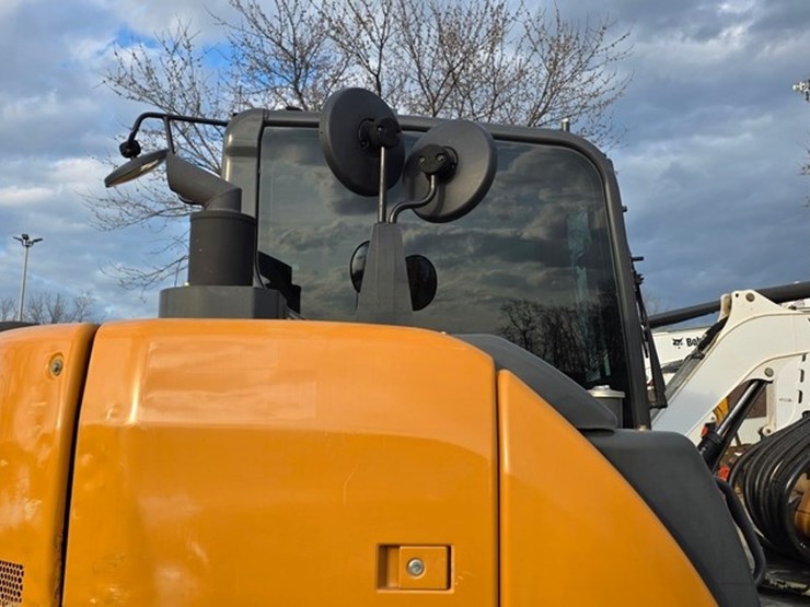 2021-case-cx80c-image-20