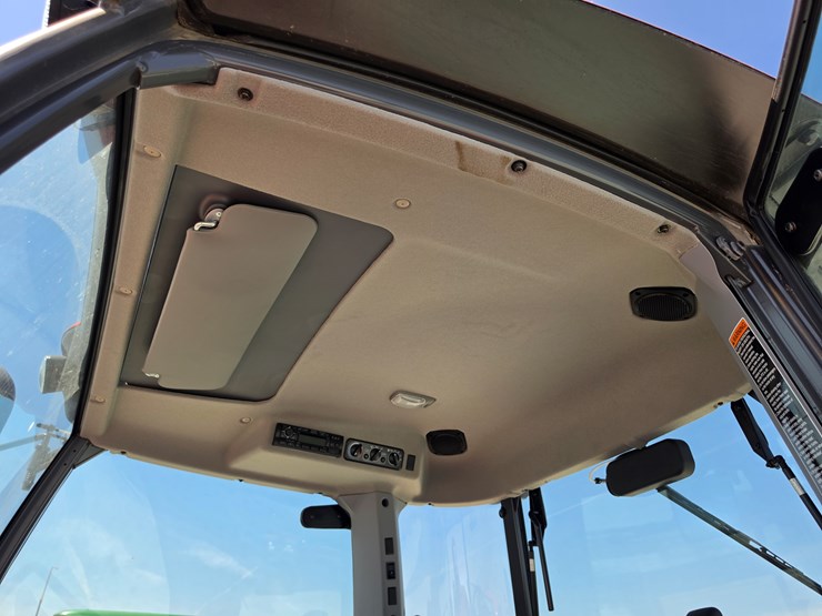 2022-kubota-m5-111-image-15