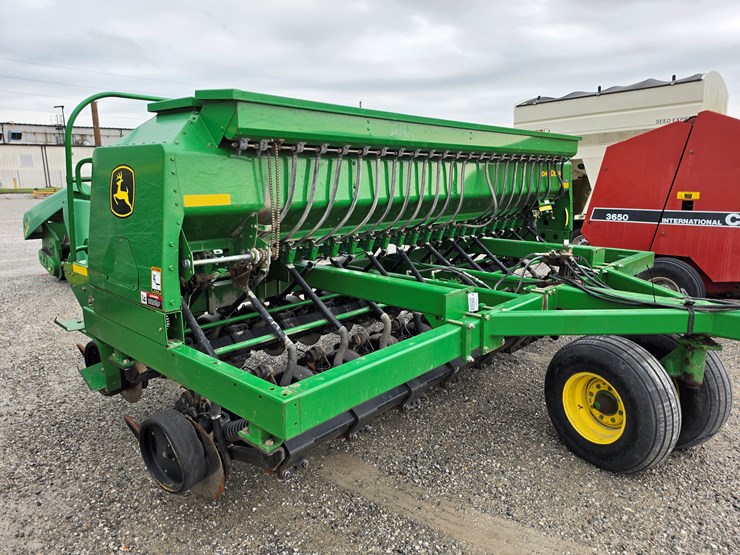 2007-john-deere-1590-image-17