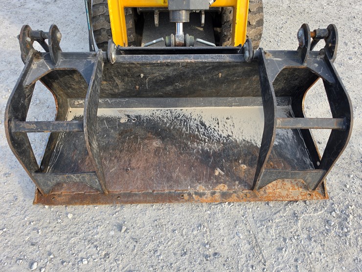 2024-new-holland-c314-image-3