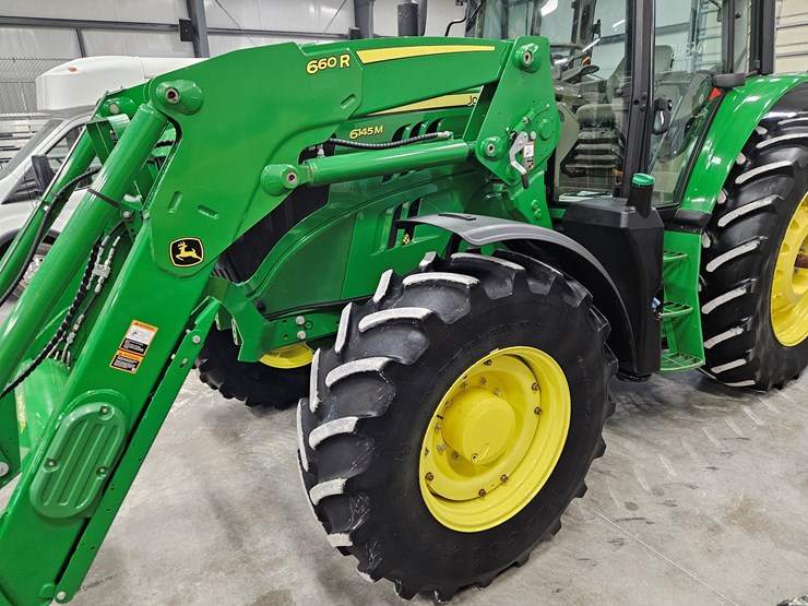 2020-john-deere-6145m-image-22