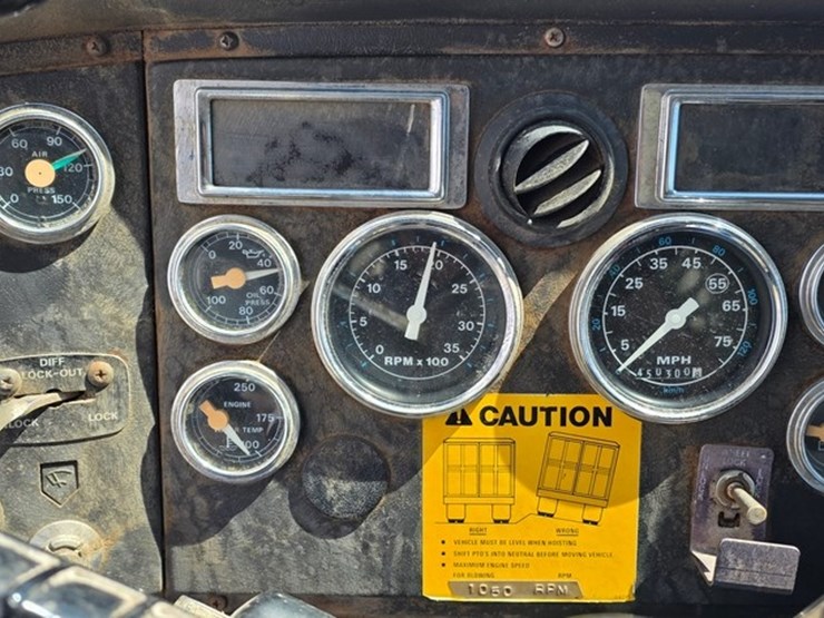 1991-ford-l9000-image-70