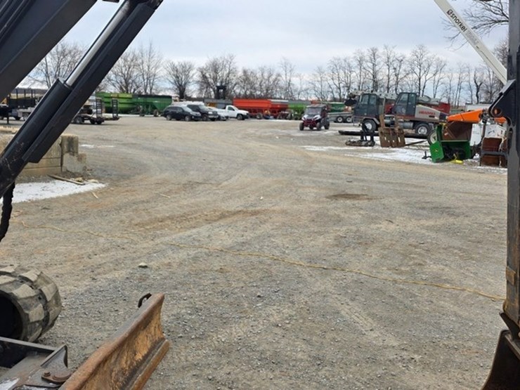 2019-deere-50g-image-42