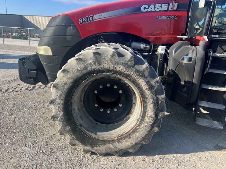 2011-case-ih-magnum-340-image-6