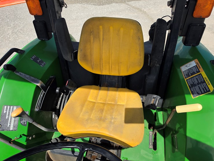 2004-john-deere-5220-image-7