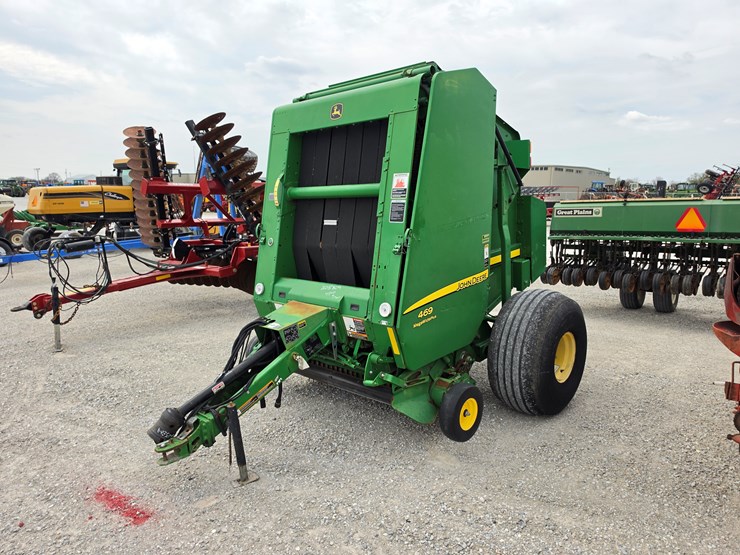 2015-john-deere-469-image-13