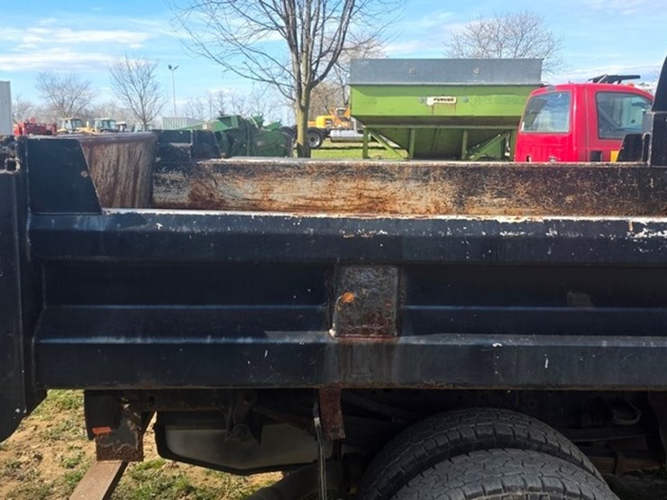 2014-ford-f350-image-26