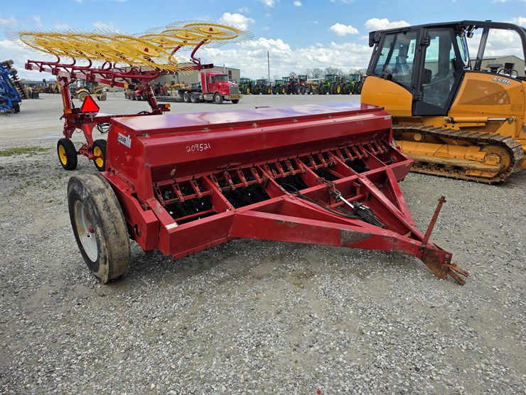 case-ih-5300-image-9