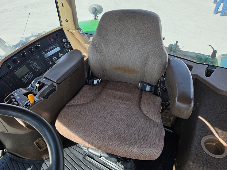 2002-john-deere-8420-image-14