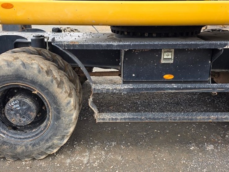 2018-caterpillar-m322f-image-30