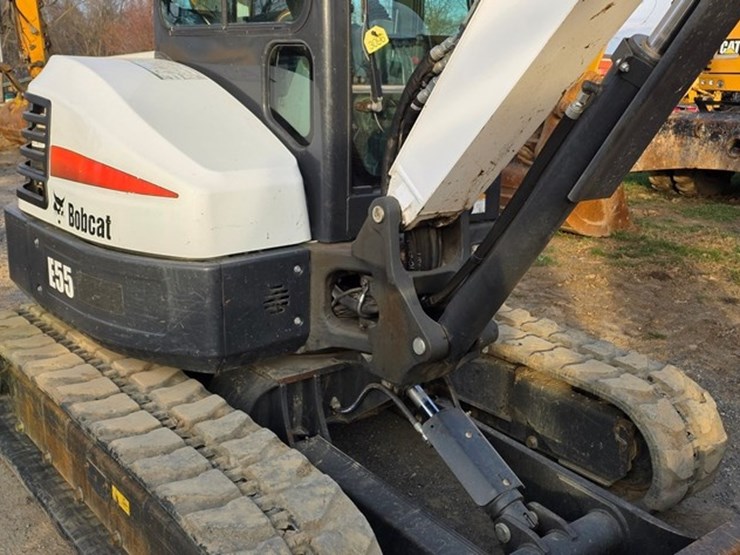 2019-bobcat-e55-image-35
