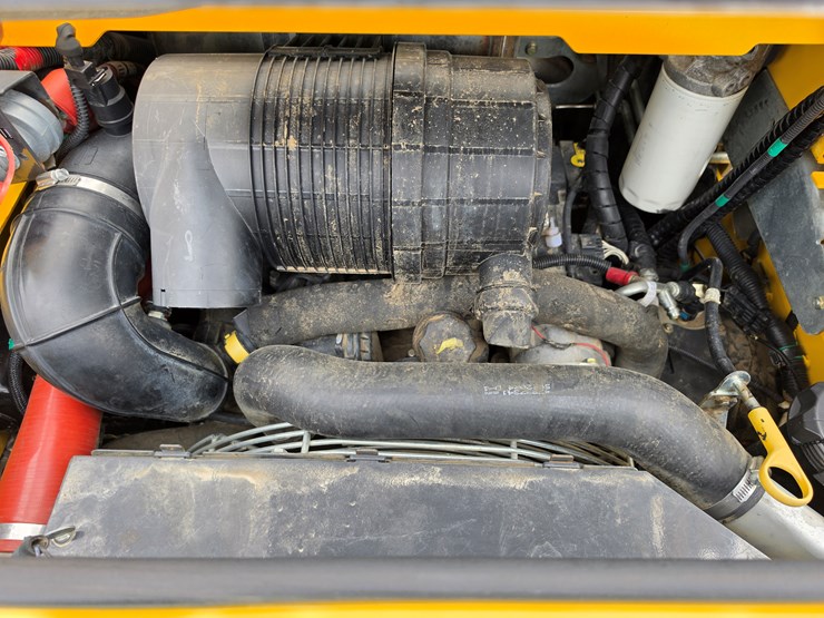 2018-new-holland-c245-image-20