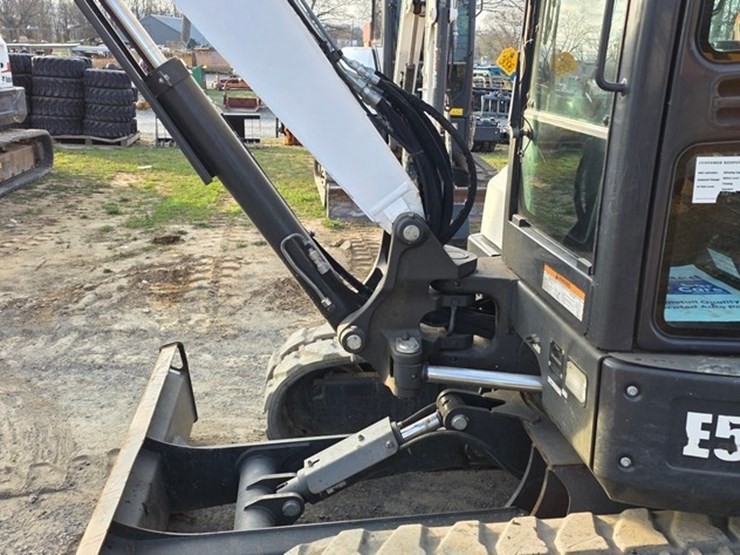 2019-bobcat-e55-image-15