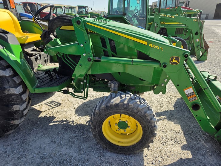 2018-john-deere-4052m-image-20