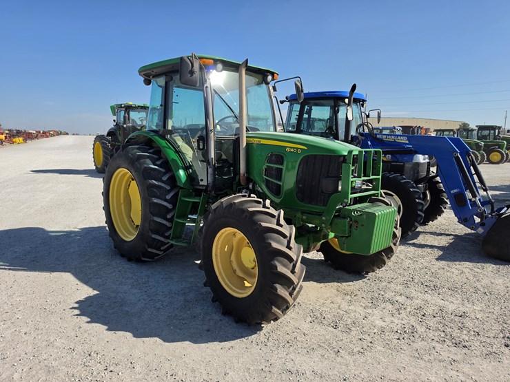 2011-john-deere-6140d-image-20
