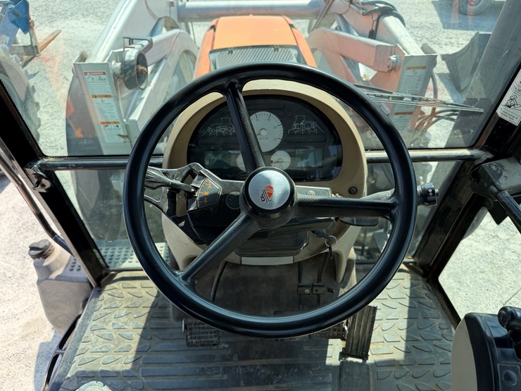 2004-agco-rt100a-image-15