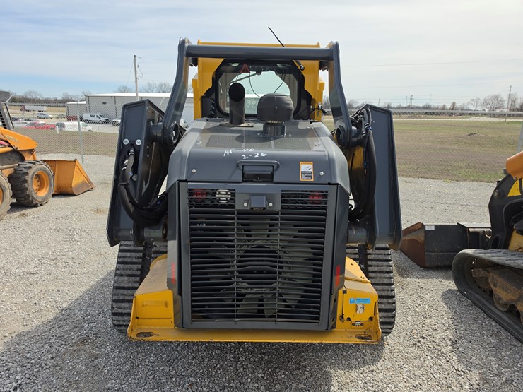 2018-deere-333g-image-18