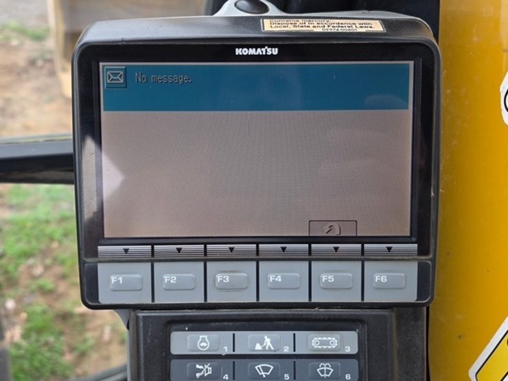 2012-komatsu-pc200-lc-8-image-82