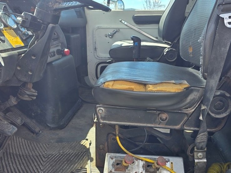 1991-ford-l9000-image-60