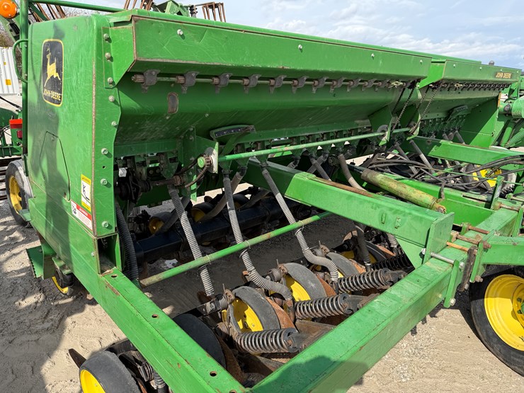 1992-john-deere-750-image-14